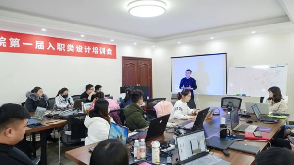 阿蒂尼全國(guó)第一屆全屋定制入職類設(shè)計(jì)師培訓(xùn)會(huì)圓滿結(jié)束
