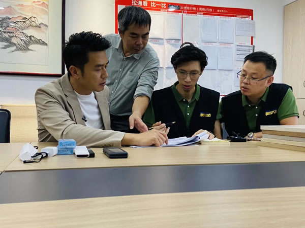 佰怡家助力秘密大改造，為記者譚里和打造空間無礙家