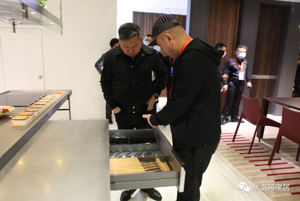 法洛可廣州高定展--展期八小時熱度不減！