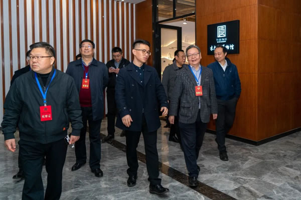 重慶市巴南區(qū)、南岸區(qū)政協(xié)領(lǐng)導一行分別蒞臨瑪格全屋定制開展考察工作！