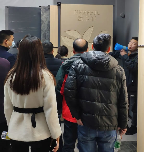 成都市家具商會(huì)組織企業(yè)參觀欣艾格工廠