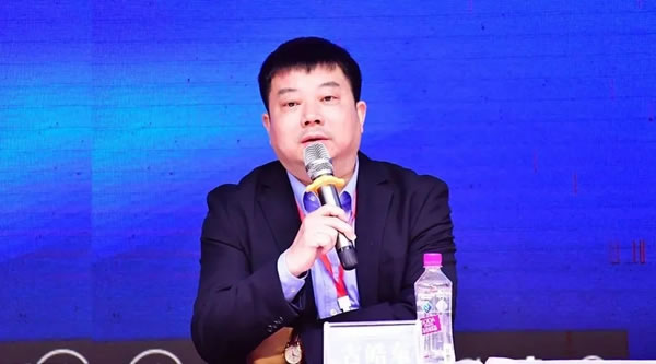 成都市家具商會(huì)組織企業(yè)參觀欣艾格工廠
