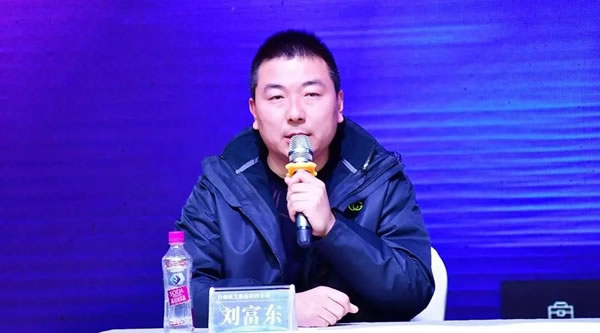 成都市家具商會(huì)組織企業(yè)參觀欣艾格工廠
