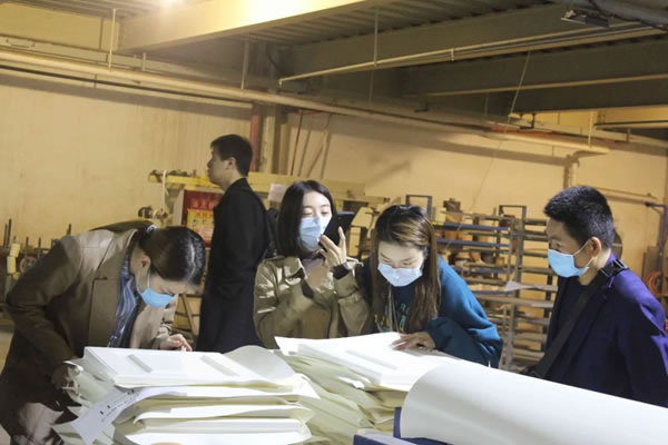 百V全屋定制：重慶唐卡裝飾集團(tuán)到訪(fǎng)參觀考察