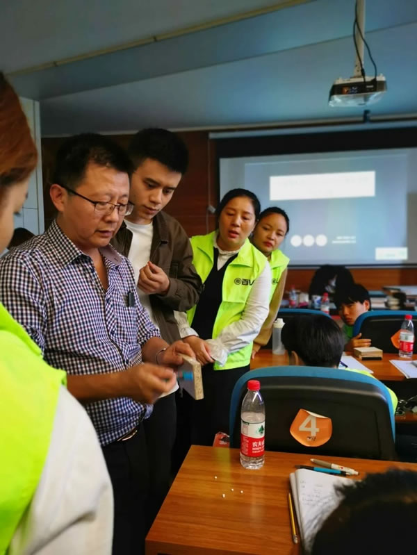 百V全屋定制川渝團隊開展工廠拉練集訓(xùn)，備戰(zhàn)促銷季