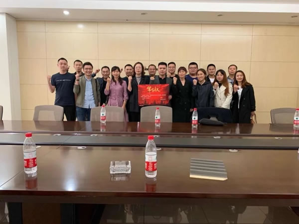 百V全屋定制川渝團隊開展工廠拉練集訓(xùn)，備戰(zhàn)促銷季