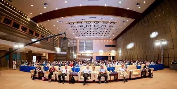 伊戀在2020（第四屆）中國品牌博鰲峰會一舉斬獲雙項殊榮
