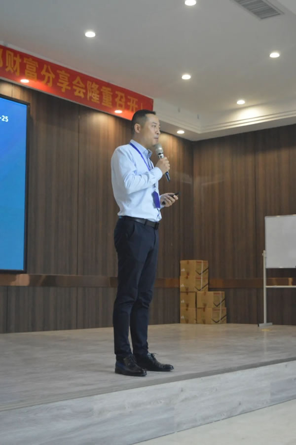 簡一全屋定制招商追趕定制家居的“風(fēng)口浪尖”