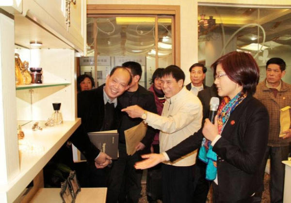 全市“兩新組織黨員教育基地”授牌儀式在頂固舉行