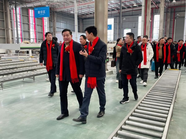 歐蒂尼家居葉集4.0工廠正式投產(chǎn)！引領(lǐng)行業(yè)智能制造新篇章_7