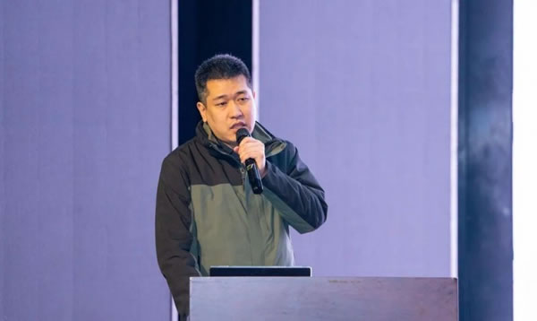 越己為峰 全力以赴！兔寶寶家居召開員工動員大會_7