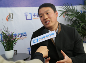 一一木門：專業(yè)團隊服務(wù)經(jīng)銷商，讓門店開業(yè)就掙錢