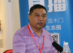 金冠居門業(yè)：眾人拾柴火焰高，努力，努力，再努力